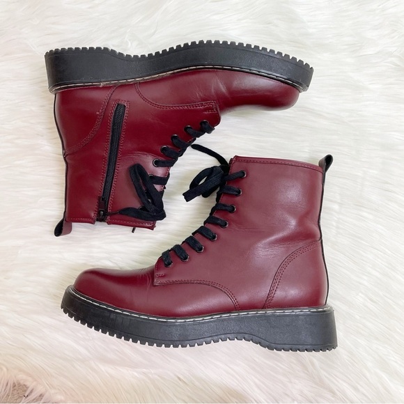 Steve Madden Madden Girl Kurrt Lace-Up Combat Boots in Burgundy Faux Leather - Picture 2 of 8